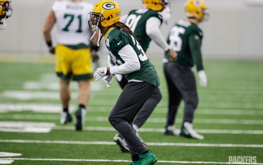 Packers practice before trip to Los Angeles