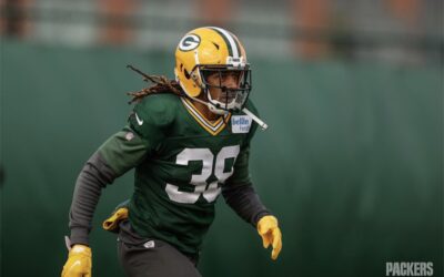 Practice Photos: Packers embrace Wisconsin winter weather prior to NFC Championship